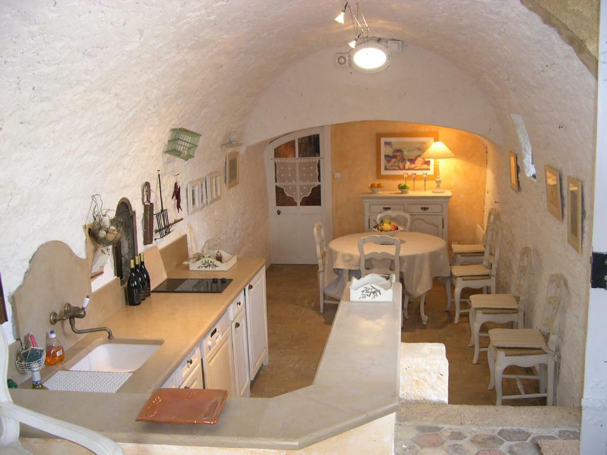 Villa Moulin De Maitre Cornille Castillon-du-Gard Esterno foto